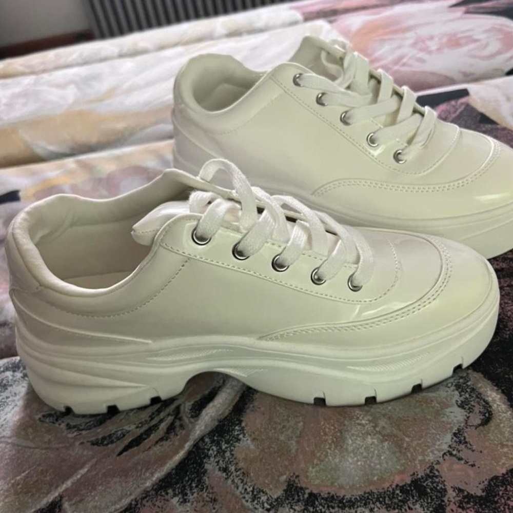 Chunky shoes